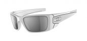 OAKLEY FUEL CELL 9096-03  White - Black Iridium